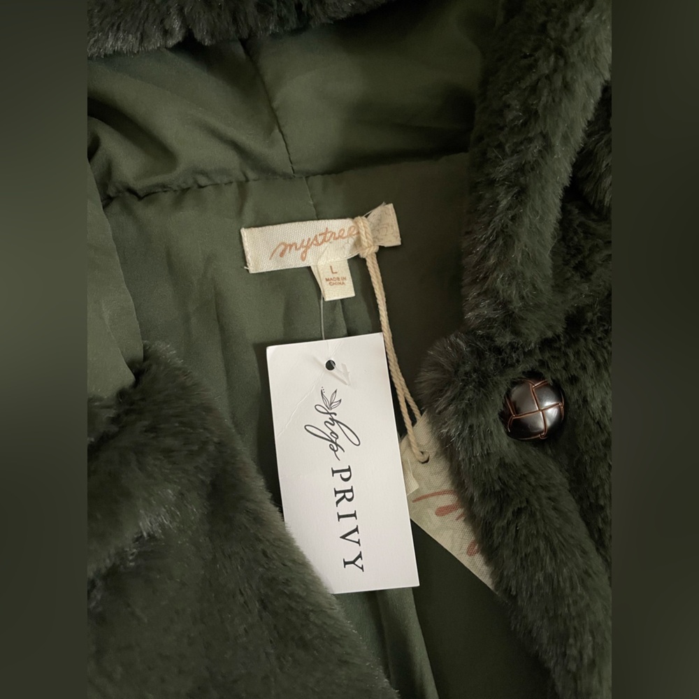 NWT Mystree size L faux fur hooded jacket - Picture 2 of 6